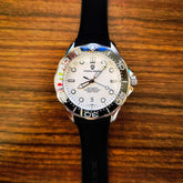 Elegante schlichte Uhr MSCWAQ44 – Mechanische Automatik-Armbanduhr